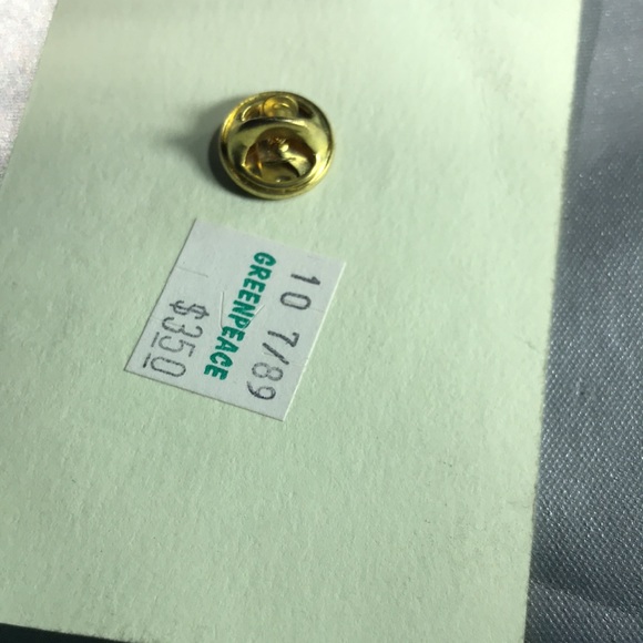 Blue enamel sperm whale Lin from green peace - Picture 5 of 5